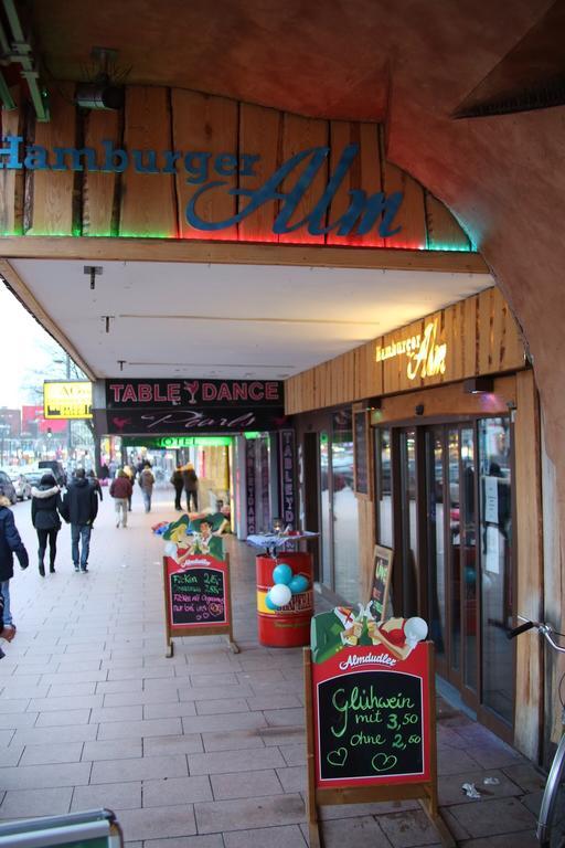 Alm Hostelハンブルク エクステリア 写真
